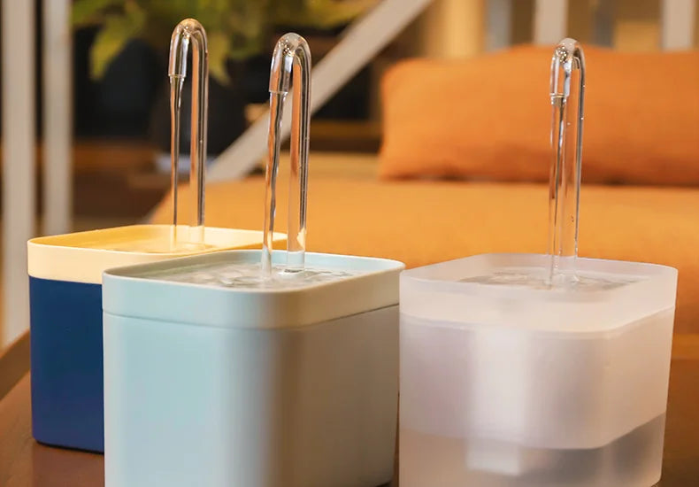 Fontaine à Eau avec Filtre Intégré – Hydratation Saine et Continue